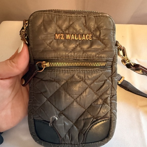 MZ Wallace Small Quilted Zip Top Crossbody Bag Pouch Purse Chain Strap Card Hold - Picture 1 of 16